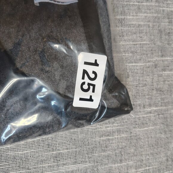 VINTAGE Bacardi Promo T-Shirt Size XL Gray Bat Logo Ringer Adult - Picture 9 of 9